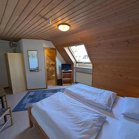 Gaestehaus Bollig Trittenheim Room photo